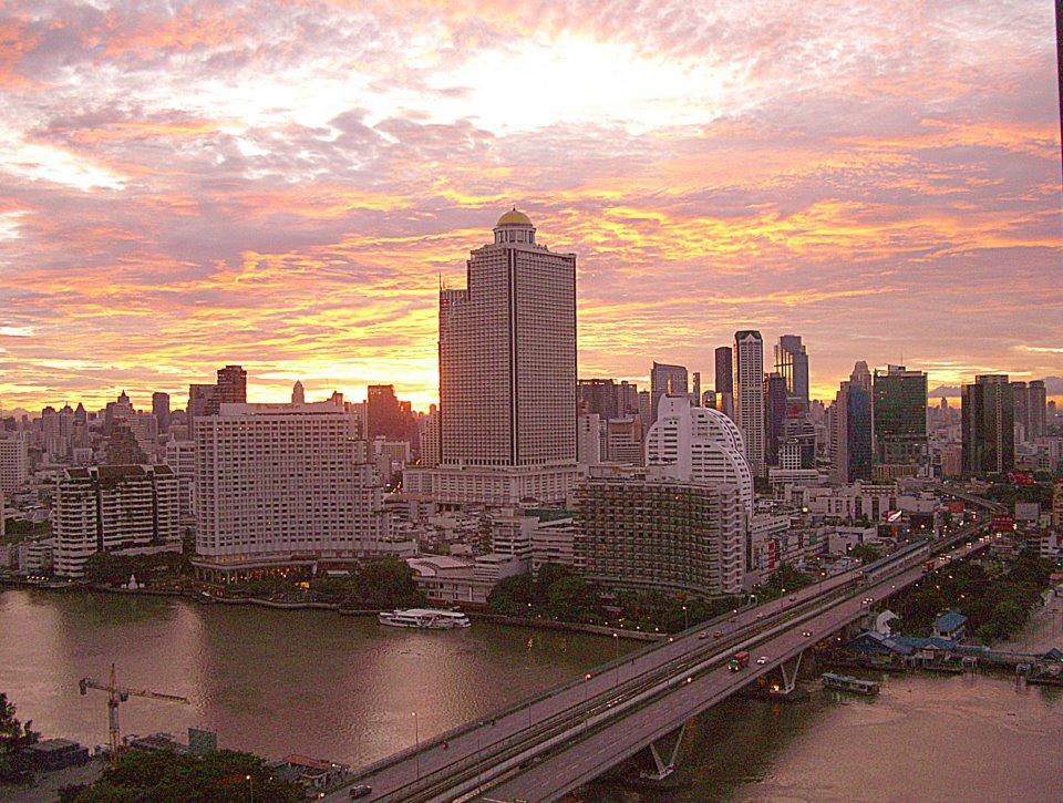 Bangkok Riverside Condo Екстер'єр фото