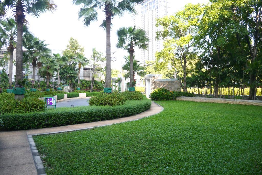 Bangkok Riverside Condo Екстер'єр фото