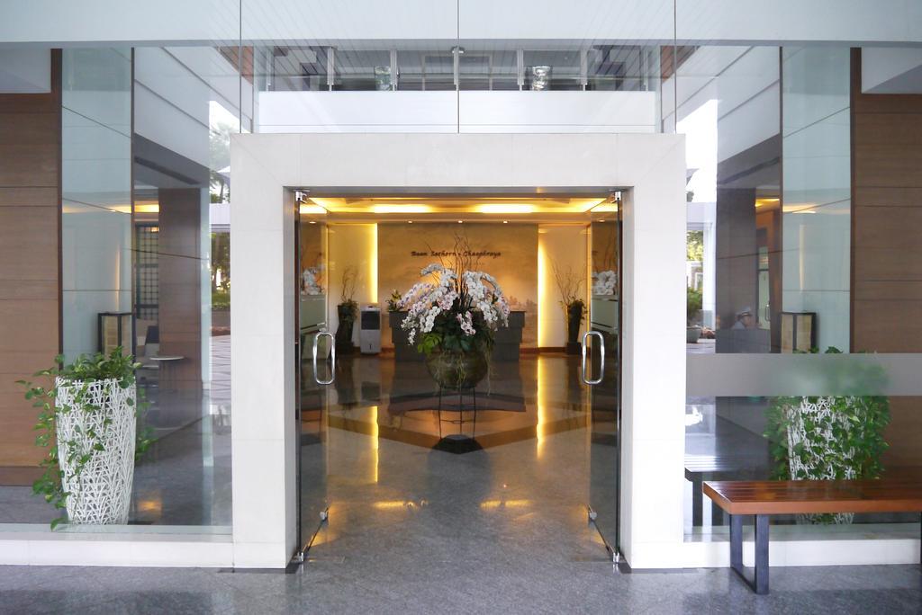 Bangkok Riverside Condo Екстер'єр фото